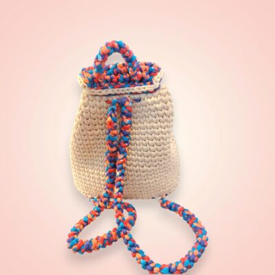 Détail de la anse du sac au crochet fait main modèle Juliette - Beige Multicolore