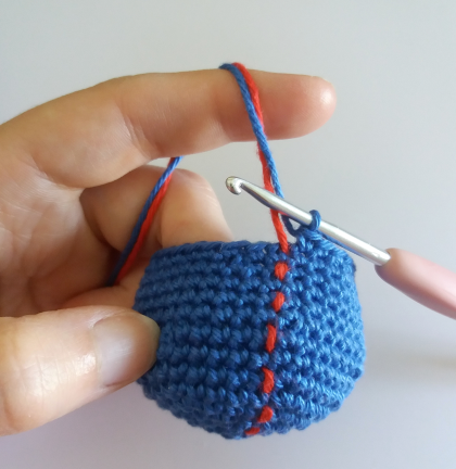 Crochet fait main, comment utilizer une marquer au fil.